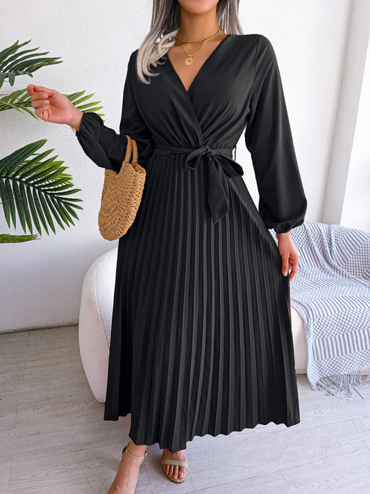 Elegant Pleated Chiffon Maxi Dress
